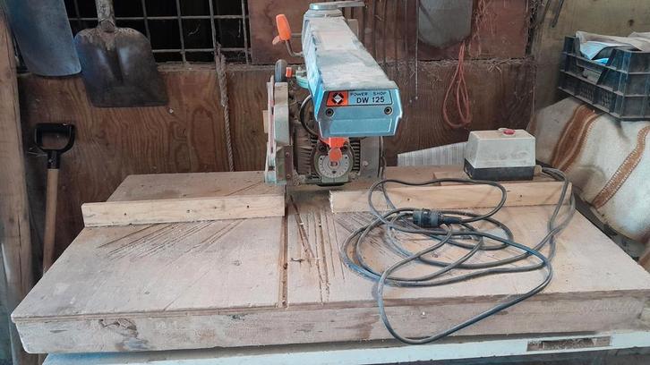 DeWalt Power Shop DW 125 Radiaalzaag, Doe-het-zelf en Verbouw, Gereedschap | Zaagmachines, Gebruikt, Afkortzaag, 600 tot 1200 watt