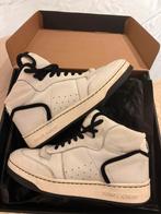 Saint Laurant gympen, Kleding | Dames, Ophalen of Verzenden, Gedragen, Wit, Sneakers of Gympen