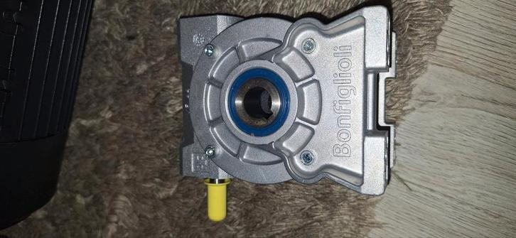 Vertragingkast, Doe-het-zelf en Verbouw, Motoren, Zo goed als nieuw, Elektromotor, Ophalen of Verzenden