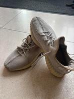 Yeezy maat 45, Ophalen of Verzenden, Zo goed als nieuw