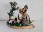 Een Diorama van een Meisje op het land met Schapen, Ophalen of Verzenden