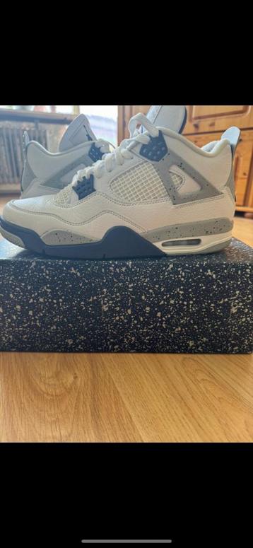 Te koop originele Jordan 4 nieuwstaat  beschikbaar voor biedingen
