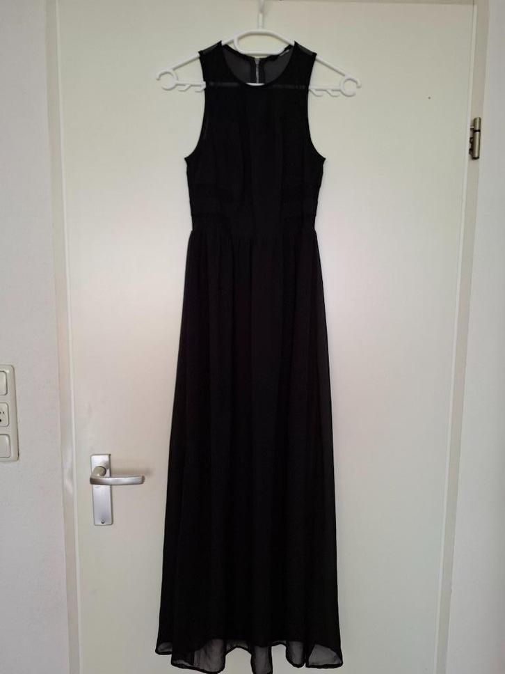 Zwarte gala jurk H&M Maat XS, Kleding | Dames, Jurken, Gedragen, Maat 34 (XS) of kleiner, Zwart, Onder de knie, Ophalen of Verzenden