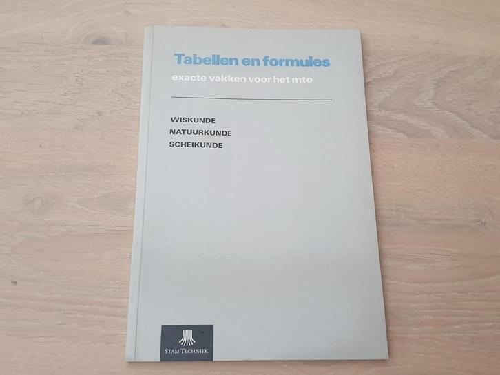 Tabellen en formules exacte vakken voor het mto, Boeken, Studieboeken en Cursussen, Zo goed als nieuw, MBO, Ophalen of Verzenden