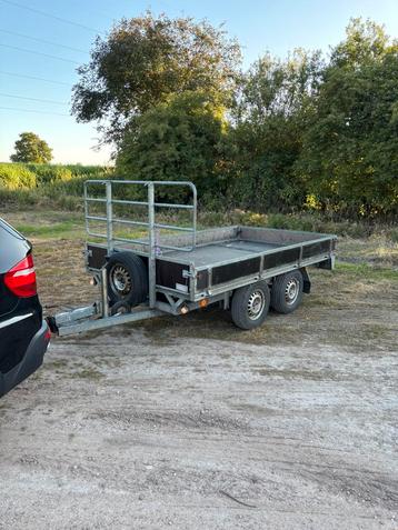 Aanhanger te koop pijnappel plateauwagen beschikbaar voor biedingen