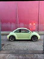 Volkswagen Beetle (Kever) 1.6 75KW 2002, Stof, Beetle (Kever), 4 stoelen, Handgeschakeld