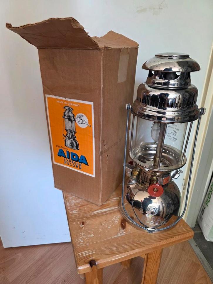 Aida Express Record Petroleumlamp - Nieuw in Doos, Antiek en Kunst, Antiek | Lampen, Ophalen of Verzenden