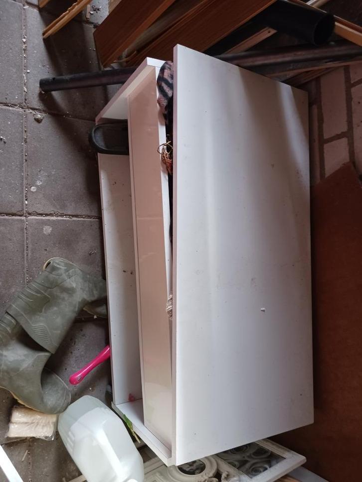 gratis hal kastje, Huis en Inrichting, Woonaccessoires | Spiegels, Gebruikt, 75 tot 100 cm, Minder dan 100 cm, Rechthoekig, Ophalen