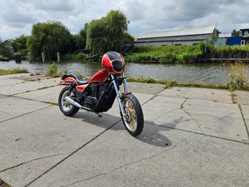 Honda vt750 custom 1983 beschikbaar voor biedingen