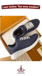 Louis Vuitton “Run away sneakers” navy maat 41 42 43, Ophalen of Verzenden, Blauw