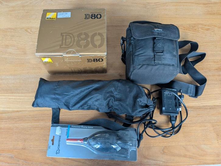 Nikon D80 complete set (18-70 + 70-300) met vele extras, Audio, Tv en Foto, Fotocamera's Digitaal, Gebruikt, Spiegelreflex, Nikon