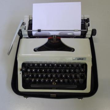 Erika koffertypemachine beschikbaar voor biedingen