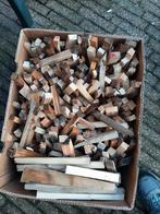 Een bananendoos vol met aanmaakhoutjes, Minder dan 3 m³, Ophalen