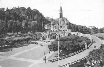 (381-367-025) Lourdes La Basilique beschikbaar voor biedingen