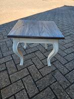 Klein Salontafel met Gebogen Poten, Huis en Inrichting, Tafels | Salontafels, Minder dan 50 cm, Gebruikt, Minder dan 50 cm, Ophalen of Verzenden