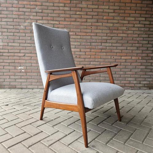 vintage fauteuil teakhouten deense fauteuil  mid century, Huis en Inrichting, Fauteuils, Gebruikt, Hout, Stof, 50 tot 75 cm, Minder dan 75 cm