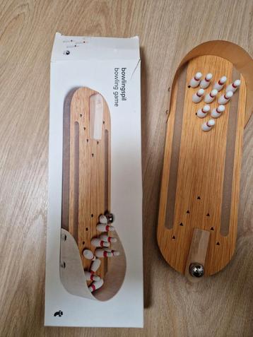 Houten Bowling Spel (klein) beschikbaar voor biedingen