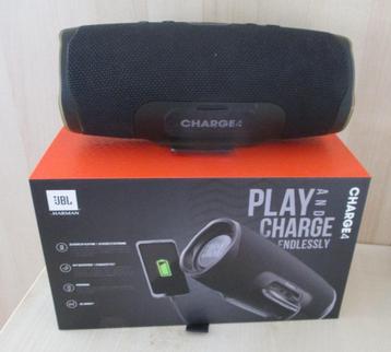  JBL Charge 4 in uitstekende staat beschikbaar voor biedingen
