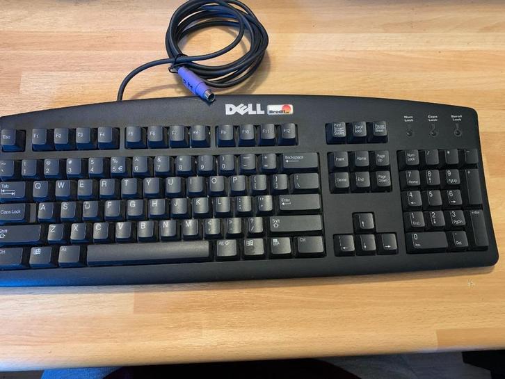 2x Dell  Toetsenbord + draadloze muis, Computers en Software, Toetsenborden, Gebruikt, Qwerty, Bedraad, Toetsenbord en muis-set