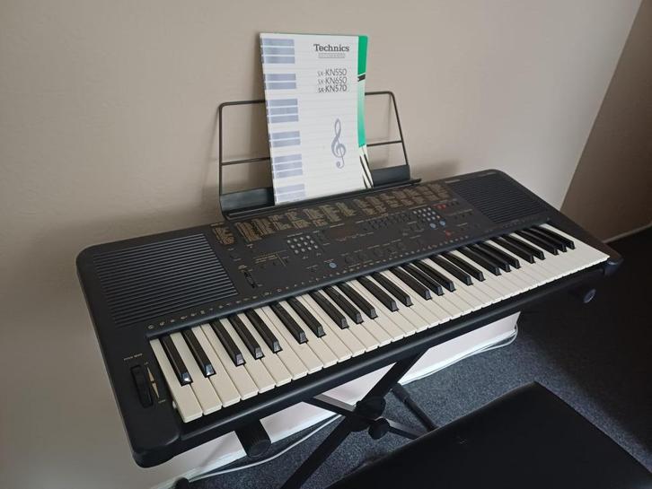 Keyboard incl. sustainpedaal, Muziek en Instrumenten, Keyboards, Gebruikt, 61 toetsen, Technics, Aanslaggevoelig, Ophalen