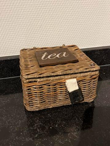 Thee mandje Riviera Maison beschikbaar voor biedingen