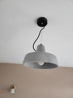 Betonnen hanglamp, Ophalen, Zo goed als nieuw, Minder dan 50 cm