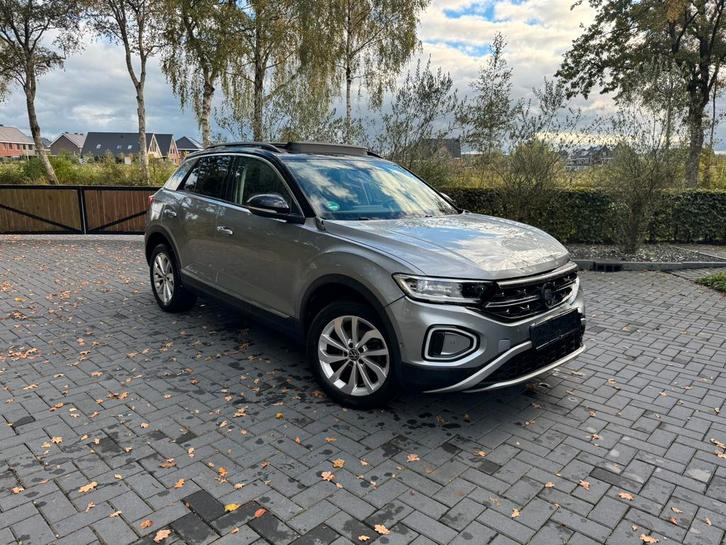 Volkswagen T-Roc 1.5TSI DSG Panoramadak IQ-Light Trekhaak !!, Auto diversen, Schadeauto's, Volkswagen, Automaat, Benzine, SUV of Terreinwagen