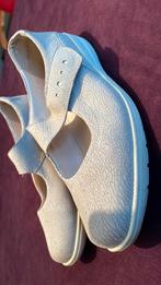 Ballerinas 7,5 solidus gebroken wit, Wit, Zo goed als nieuw, Ballerina's, Ophalen of Verzenden