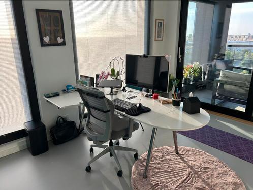 IKEA GALANT bureau te koop, Huis en Inrichting, Bureaus, Zo goed als nieuw, Bureau, In hoogte verstelbaar, Ophalen