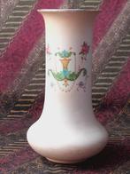 Mooie antieke vaas uit Engeland van Cameo Ducal porselein., Antiek en Kunst, Antiek | Vazen, Ophalen of Verzenden