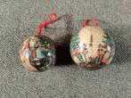 2 Vintage kerstman kerstversieringen papier-maché ballen, Diversen, Kerst, Verzenden, Gebruikt