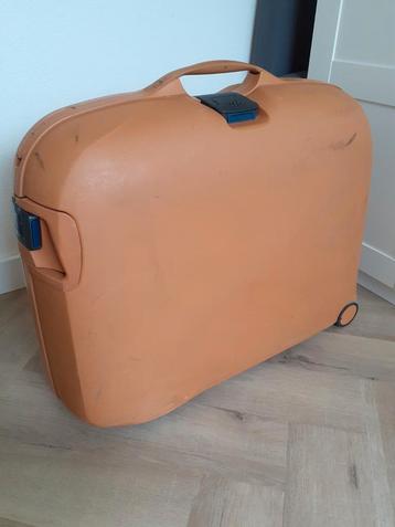 SAMSONITE  koffer beschikbaar voor biedingen