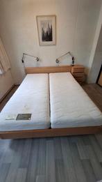 Tweepersoons bed, Huis en Inrichting, Slaapkamer | Bedden, Ophalen, Tweepersoons, 200 cm, Metaal