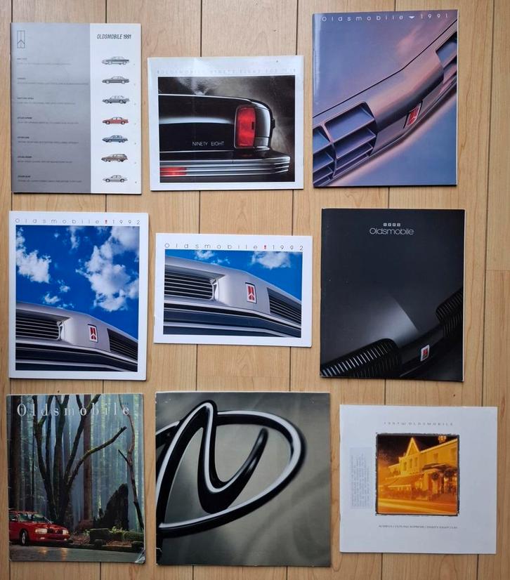 Oldsmobile 1991 t/m 2001. 19 stuks. € 40,--, Boeken, Auto's | Folders en Tijdschriften, Zo goed als nieuw, Overige merken, Ophalen of Verzenden