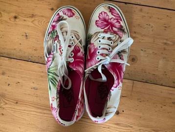 Vans Sneakers met bloemenprint - Maat 38 beschikbaar voor biedingen
