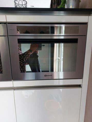 Bauknecht iXelium stoomoven, in nieuwstaat nooit gebruikt beschikbaar voor biedingen