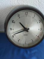 Vintage bakeliet wandklok., Ophalen of Verzenden, Gebruikt