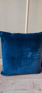 Kussen 70x70 cm blauw, Ophalen, Zo goed als nieuw, Blauw, Vierkant