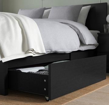 Compleet Ikea Malm bed 140x200 + nachtkastjes - afbeelding 11