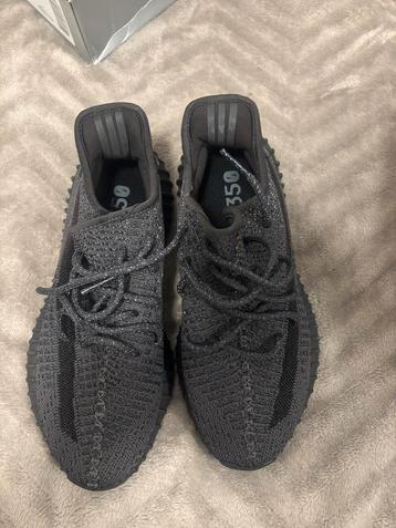 Yeezy beschikbaar voor biedingen