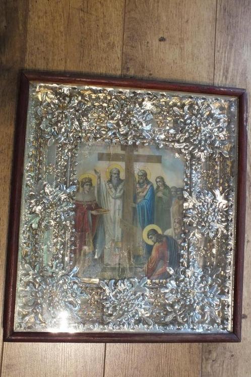 Religieuze kast, Antiek en Kunst, Antiek | Religie, Ophalen of Verzenden