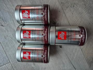 4 lege Illy koffie blikken Intenso Bold Roast, 250gr beschikbaar voor biedingen
