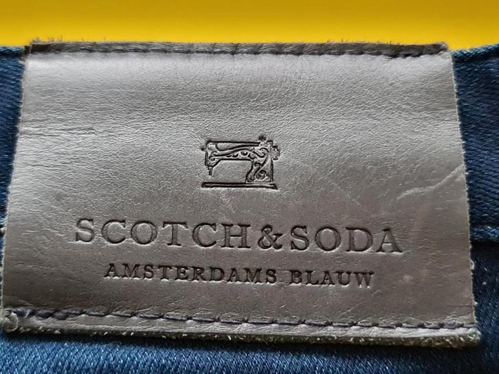 Scotch&Soda spijker broek met blauwe kleur maat 31/36, Kleding | Heren, Broeken en Pantalons, Nieuw, Overige maten, Blauw, Verzenden