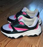 Leuke sneakers maat 37 sacha, Ophalen of Verzenden, Zo goed als nieuw, Sneakers of Gympen