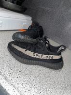 yeezy 350 maat 39,5, Kleding | Heren, Schoenen, Ophalen of Verzenden, Zo goed als nieuw