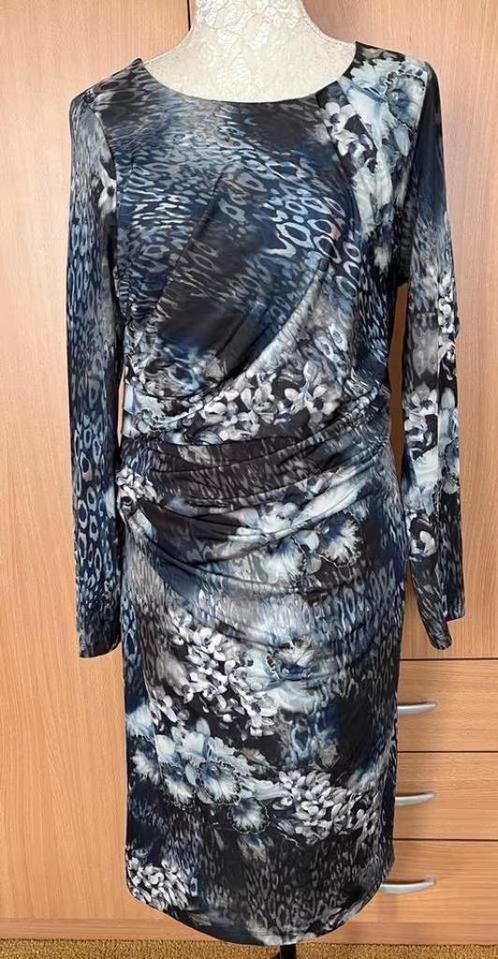 Cada Dia jurk maat 42[v], Kleding | Dames, Jurken, Zo goed als nieuw, Maat 42/44 (L), Overige kleuren, Knielengte, Ophalen of Verzenden