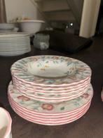 Serviesset - Zo goed als nieuw!, Huis en Inrichting, Keuken | Servies, Ophalen, Keramiek, Zo goed als nieuw, Overige stijlen