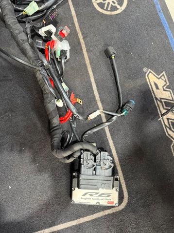 Mectronik ecu + kabelboom Yamaha R6 RJ27 beschikbaar voor biedingen
