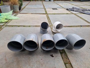 PVC Bochten Diameter 110mm - 90 & 45 beschikbaar voor biedingen