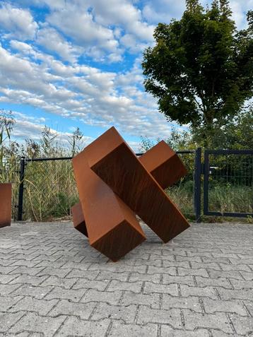 Sculptuur - Beeld Cortenstaal beschikbaar voor biedingen